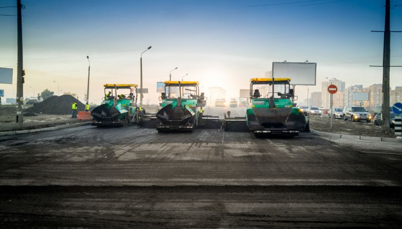 Benefits Of Commercial Asphalt Paving For High-Traffic Properties